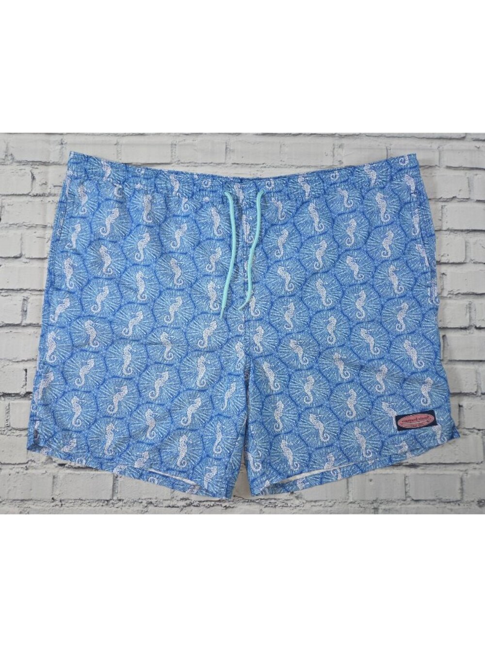 Vineyard Vines Mens Blue Seahorse Swim Trunks XL Lightweight Beachwear